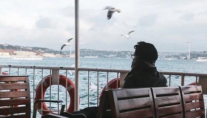 今日十佳球！湖人不错，占了两....